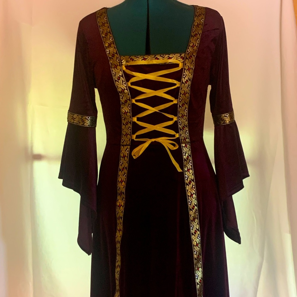 Ren Faire dress and cape sold together